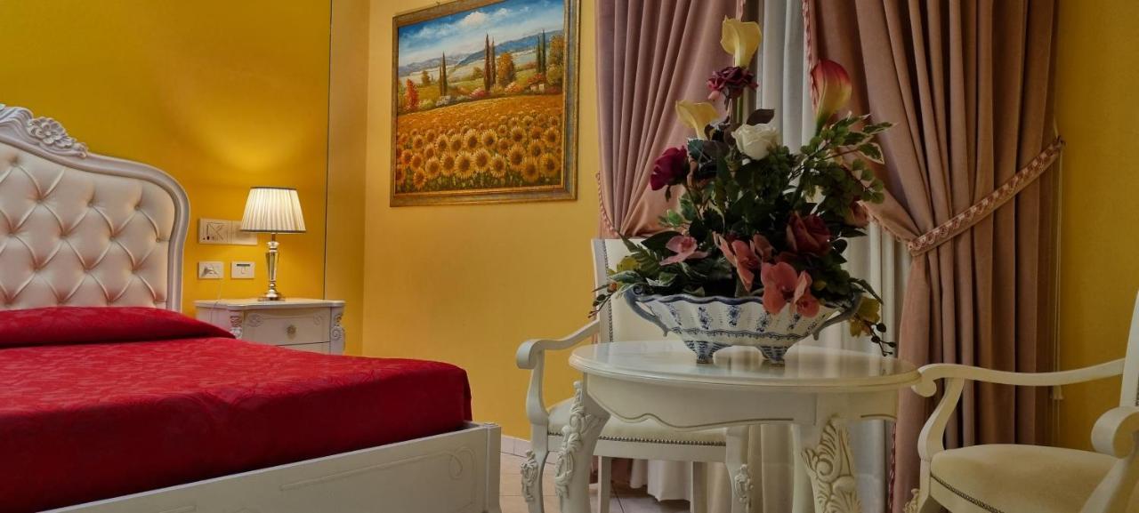 Hotel La Torre كاستيغليون ديل لاغو المظهر الخارجي الصورة