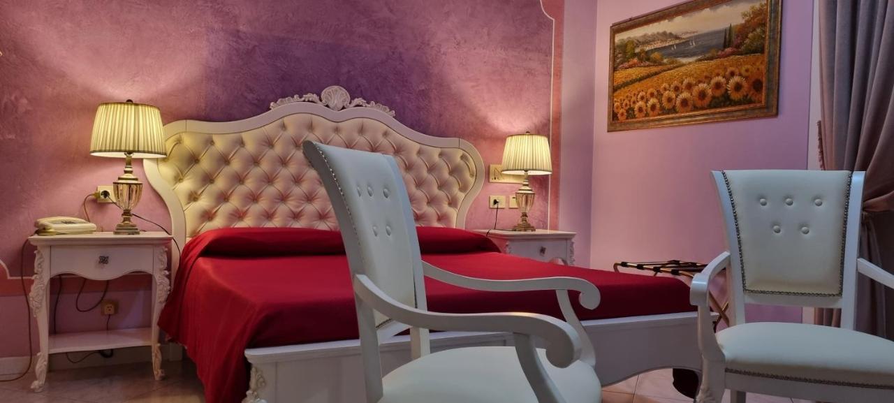 Hotel La Torre كاستيغليون ديل لاغو المظهر الخارجي الصورة