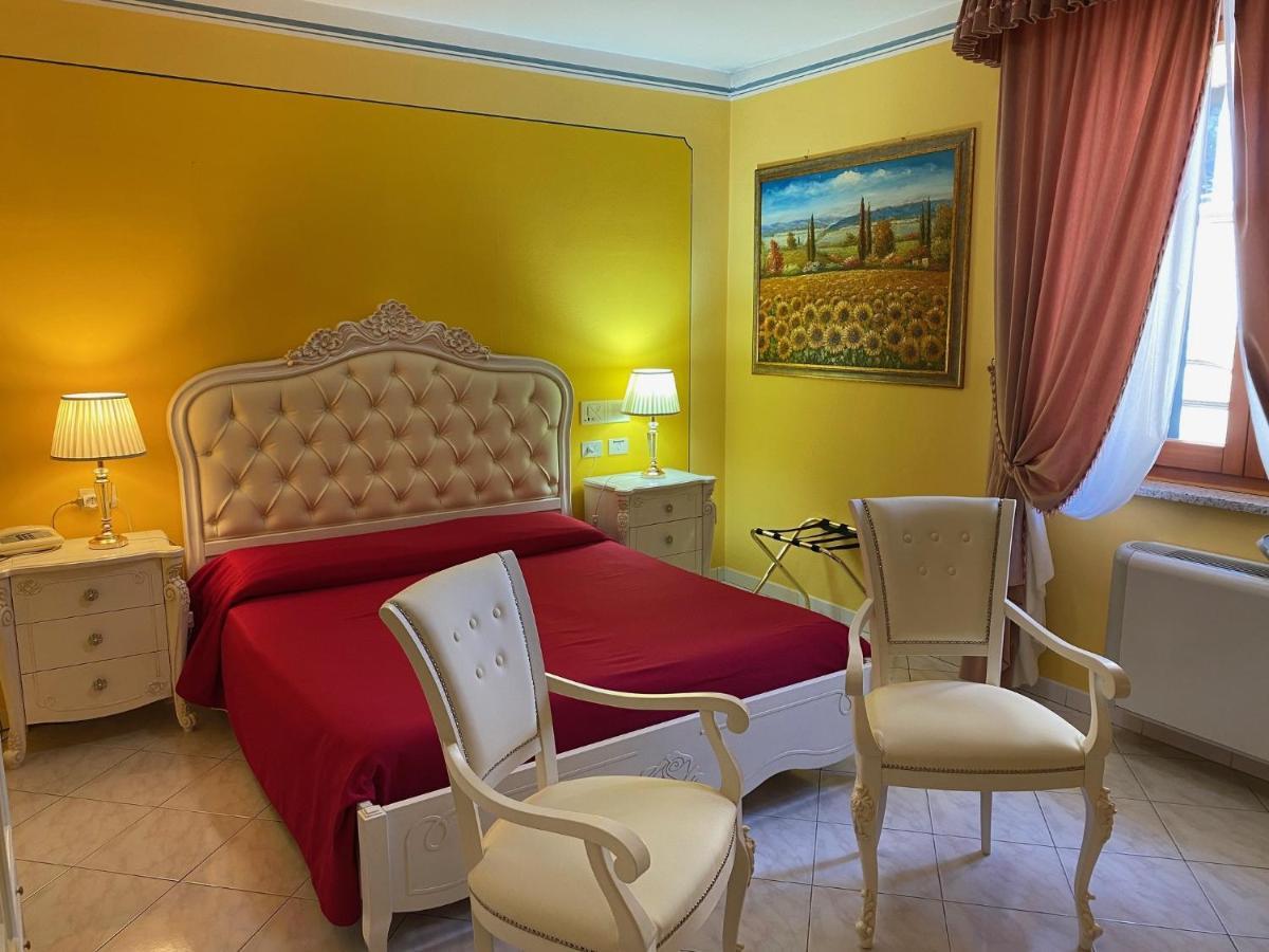 Hotel La Torre كاستيغليون ديل لاغو المظهر الخارجي الصورة