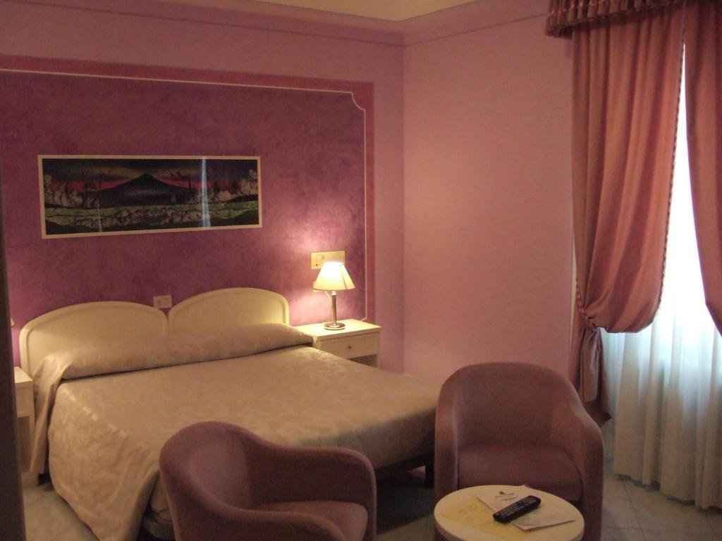 Hotel La Torre كاستيغليون ديل لاغو المظهر الخارجي الصورة